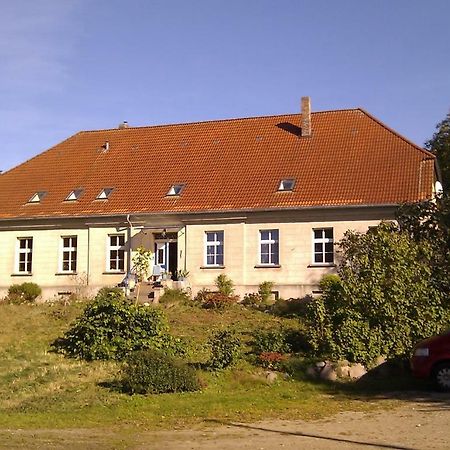 Apartmán Gutshaus Alt-Jargenow Alt Jargenow Exteriér fotografie
