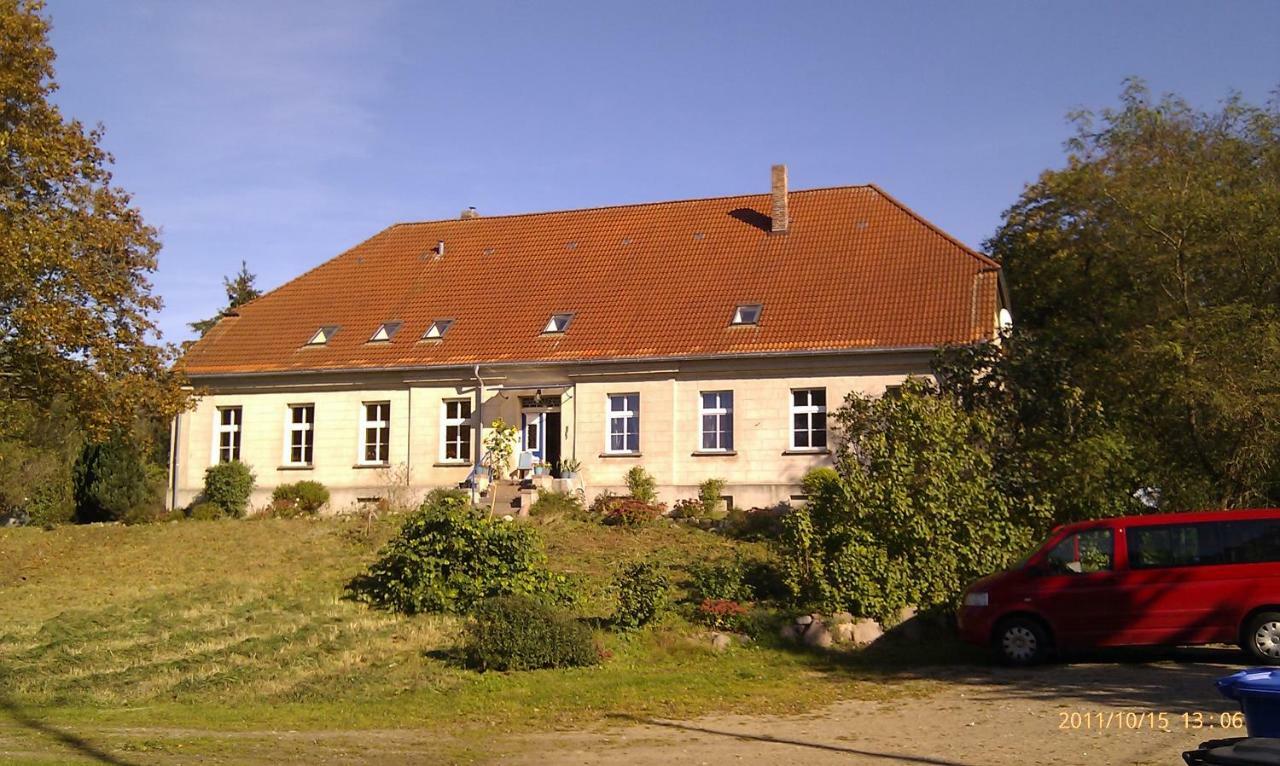 Apartmán Gutshaus Alt-Jargenow Alt Jargenow Exteriér fotografie