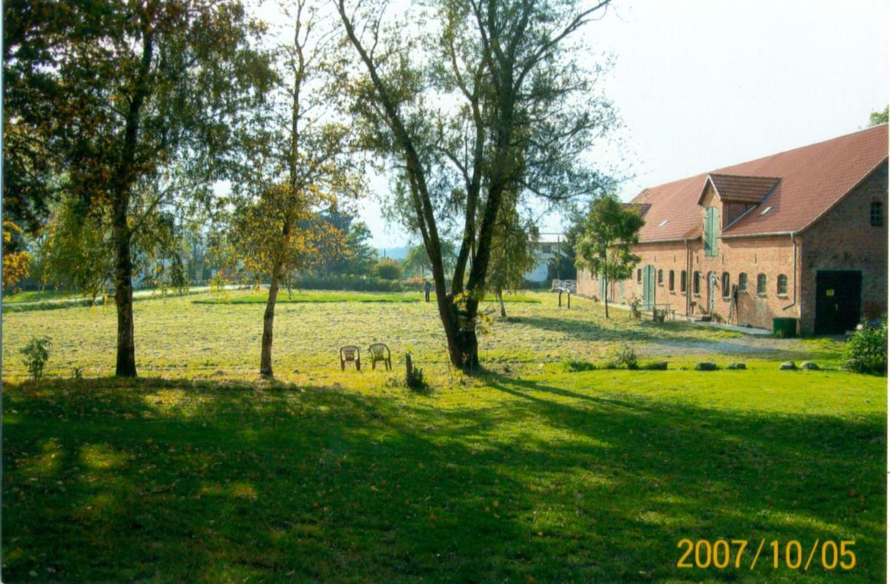 Apartmán Gutshaus Alt-Jargenow Alt Jargenow Exteriér fotografie