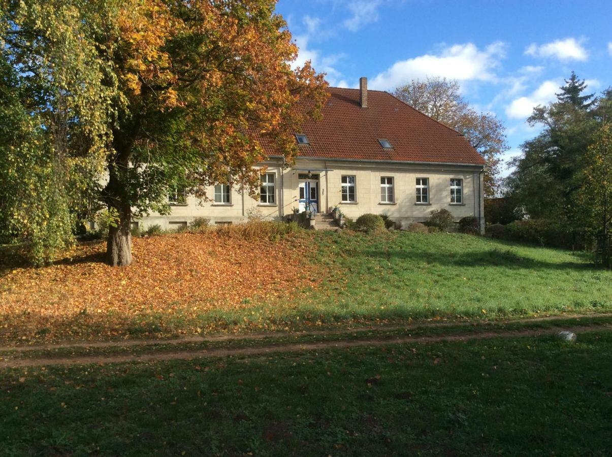 Apartmán Gutshaus Alt-Jargenow Alt Jargenow Exteriér fotografie